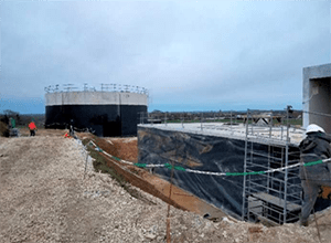 Travaux de construction du réservoir de Hennepont à Poigny