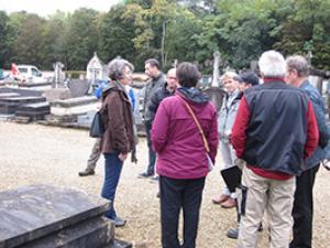 Cimetière végétalisée de la commune associée de Moret-sur-Loing au sein de la commune de Moret-Loing-et-Orvanne